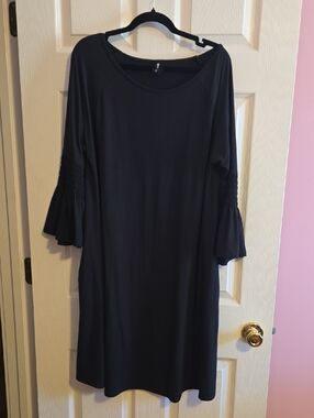 Agnes & Dora Black Long-Sleeve Smocked Bell-Sleeve Dress